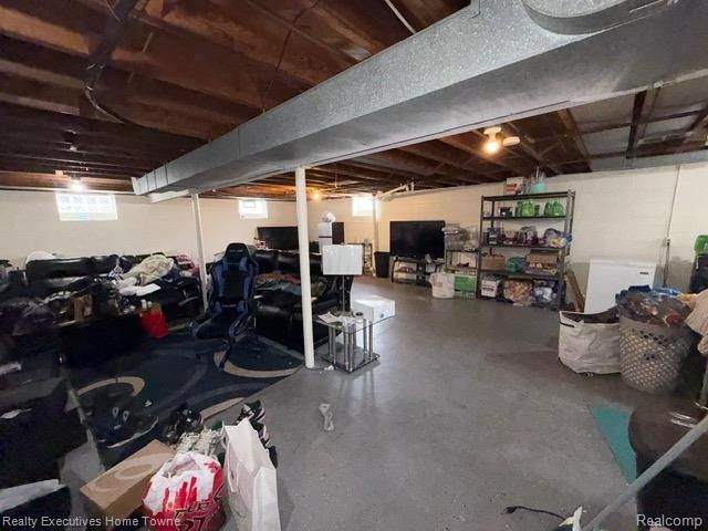 16901 Wilson Avenue, Eastpointe, MI 48021