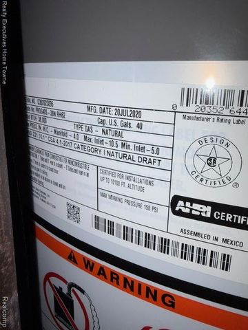 16901 Wilson Avenue, Eastpointe, MI 48021