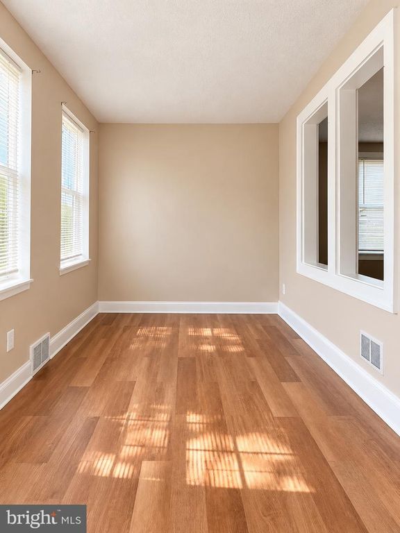 818 E GRAPE ST, VINELAND, NJ 08360 — photo 3