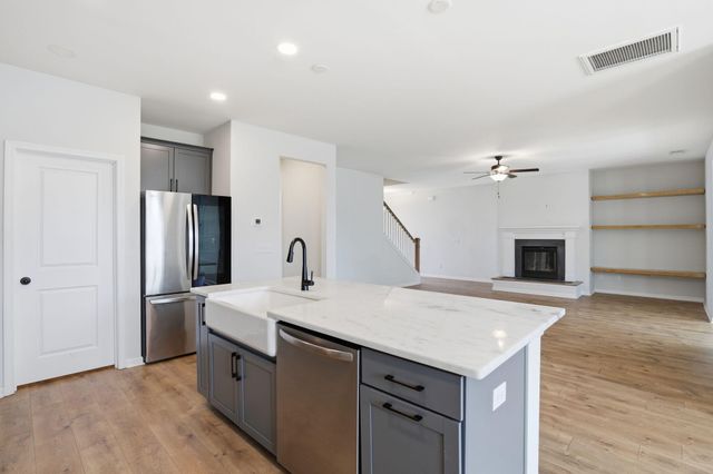 227 Old Grove Avenue, Moncks Corner, SC 29461