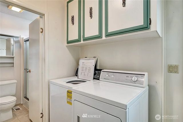 17044 Woodcrest Drive NE, Bothell, WA 98011