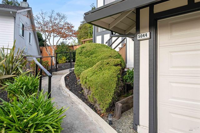 5044 Santa Rita Rd, El Sobrante, CA 94803