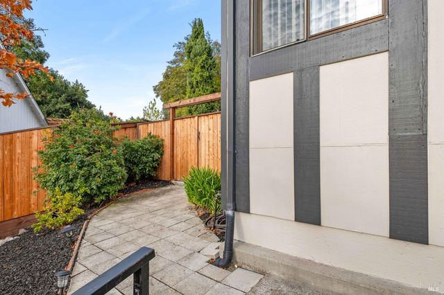 5044 Santa Rita Rd, El Sobrante, CA 94803