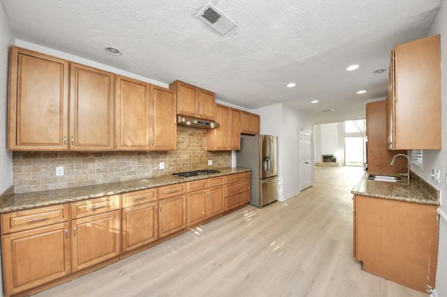 10743 Boardwalk Street, Houston, TX 77042