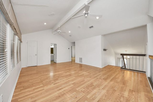 10743 Boardwalk Street, Houston, TX 77042