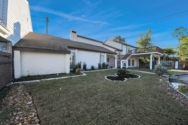 10743 Boardwalk Street, Houston, TX 77042