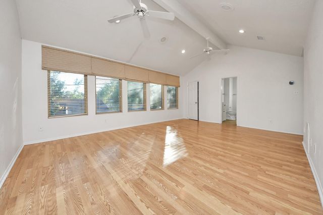 10743 Boardwalk Street, Houston, TX 77042