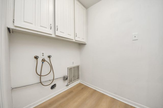 10743 Boardwalk Street, Houston, TX 77042