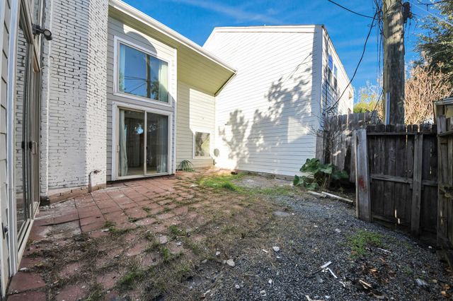 10743 Boardwalk Street, Houston, TX 77042