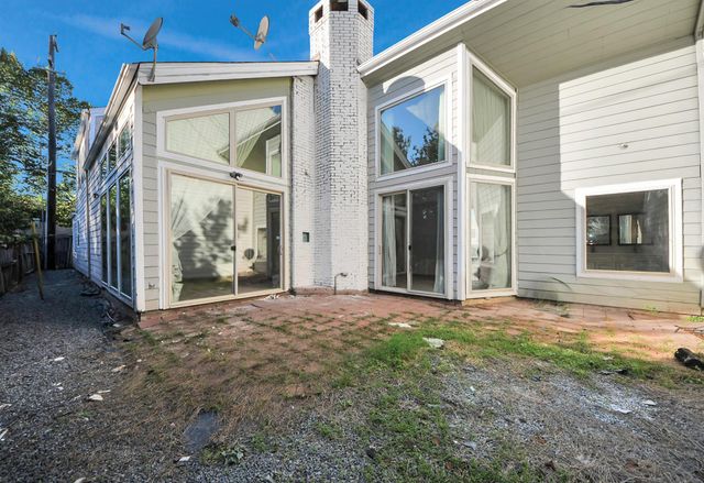 10743 Boardwalk Street, Houston, TX 77042