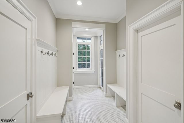 368 Hartshorn Dr, Millburn Twp., NJ 07078