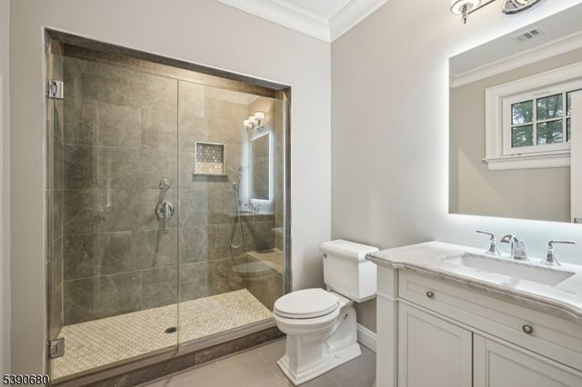 368 Hartshorn Dr, Millburn Twp., NJ 07078