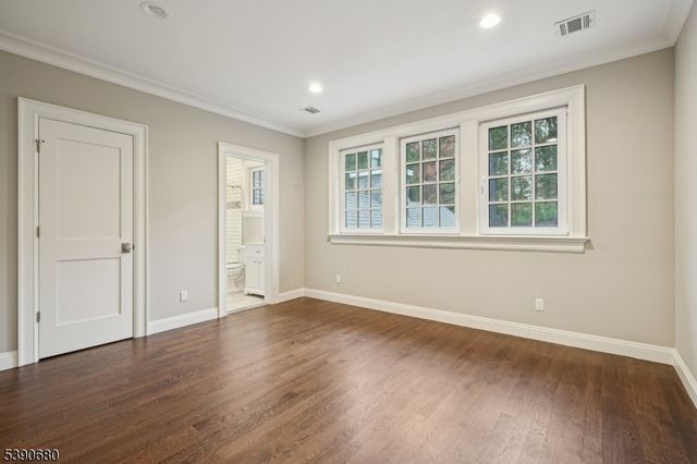 368 Hartshorn Dr, Millburn Twp., NJ 07078