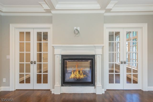 368 Hartshorn Dr, Millburn Twp., NJ 07078