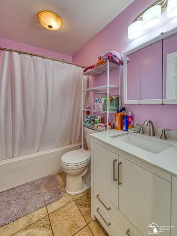 1664 Sunset Boulevard, Monroe, MI 48162