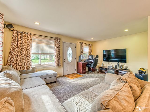 1664 Sunset Boulevard, Monroe, MI 48162