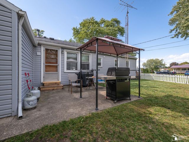 1664 Sunset Boulevard, Monroe, MI 48162