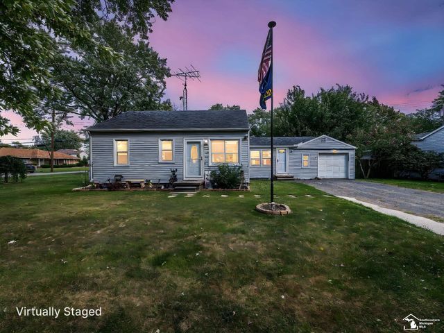 1664 Sunset Boulevard, Monroe, MI 48162