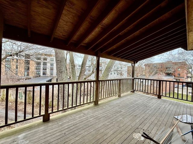 15 Berwick St 15, Melrose, MA 02176