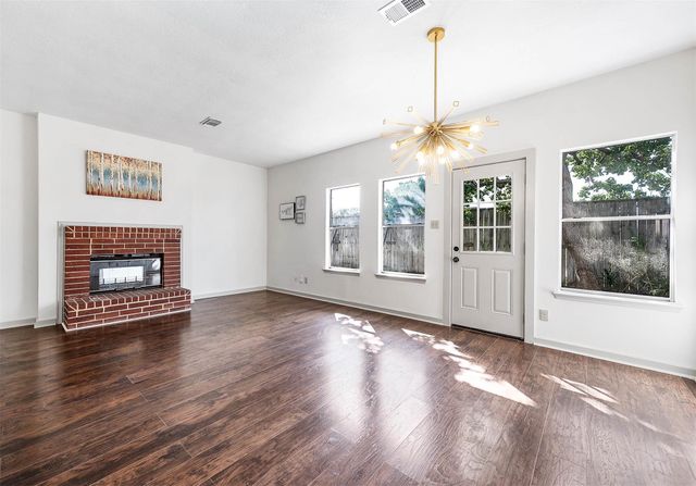 16039 Mountain Shadows Drive, Houston, TX 77084