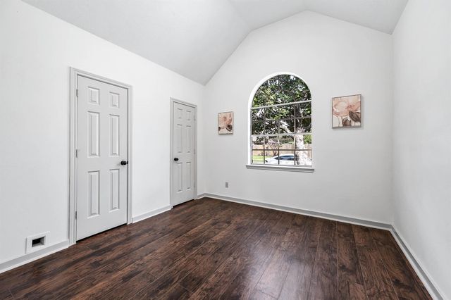 16039 Mountain Shadows Drive, Houston, TX 77084