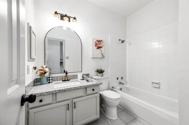 16039 Mountain Shadows Drive, Houston, TX 77084