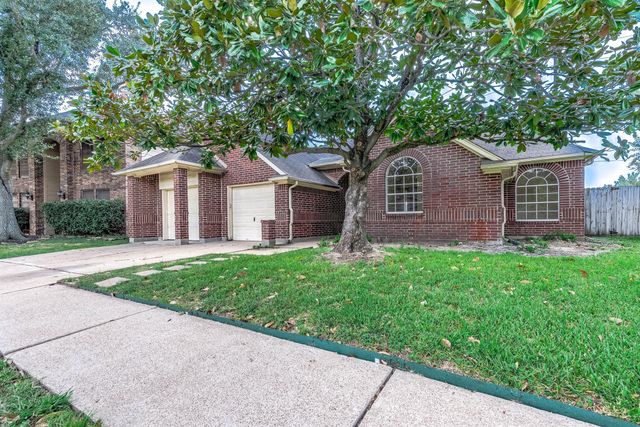 16039 Mountain Shadows Drive, Houston, TX 77084