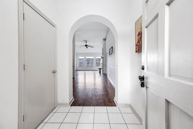 16039 Mountain Shadows Drive, Houston, TX 77084