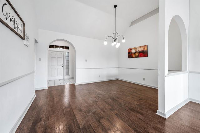 16039 Mountain Shadows Drive, Houston, TX 77084