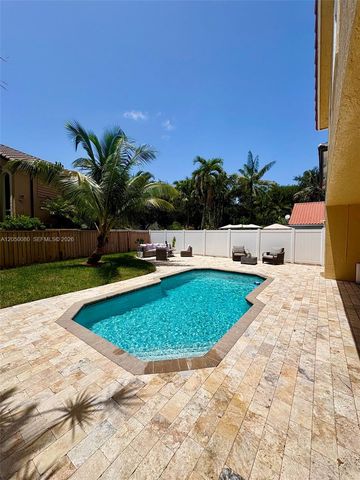 9833 NW 5th Court, Plantation, FL 33324
