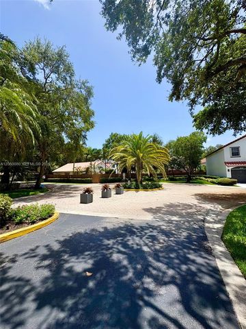9833 NW 5th Court, Plantation, FL 33324