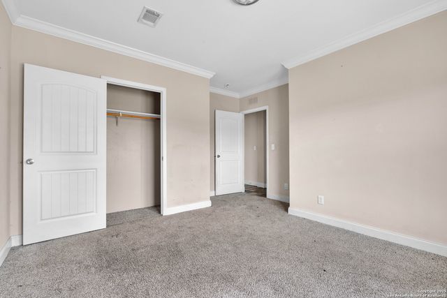 228 County Road 4647, Hondo, TX 78861