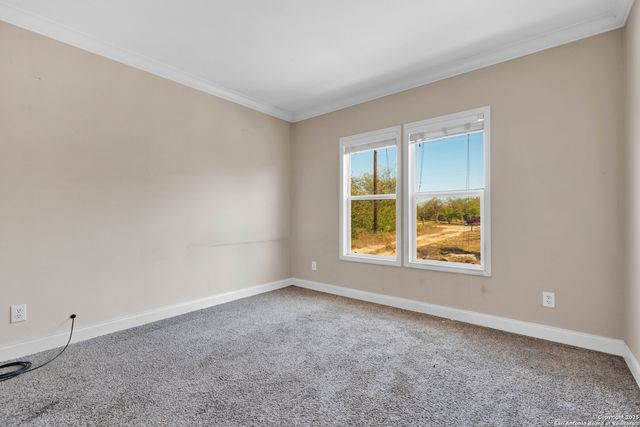 228 County Road 4647, Hondo, TX 78861