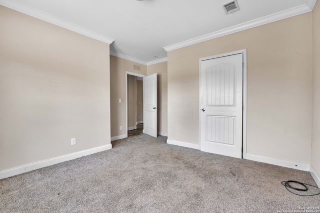 228 County Road 4647, Hondo, TX 78861