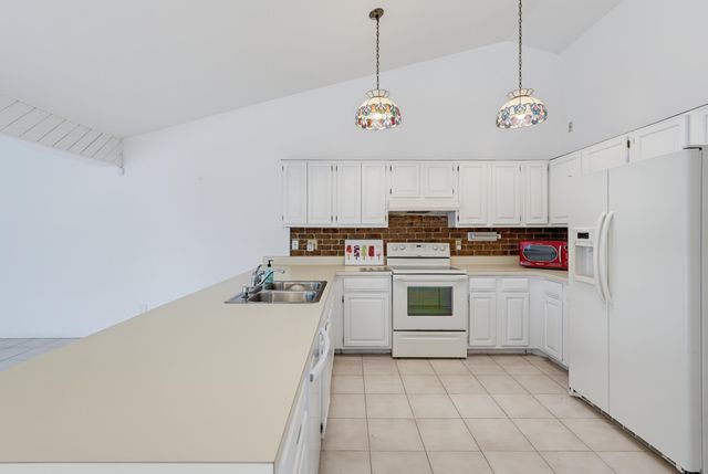 6846 BIANCHINI Circle, Boca Raton, FL 33433