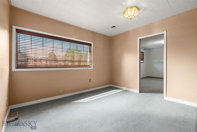 105 Howe Street, Anaconda, MT 59711