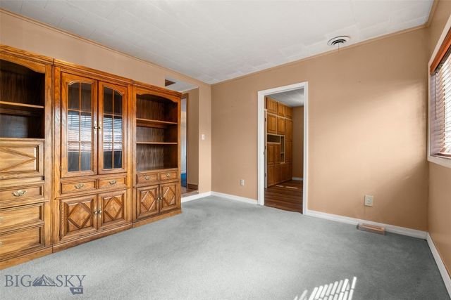 105 Howe Street, Anaconda, MT 59711