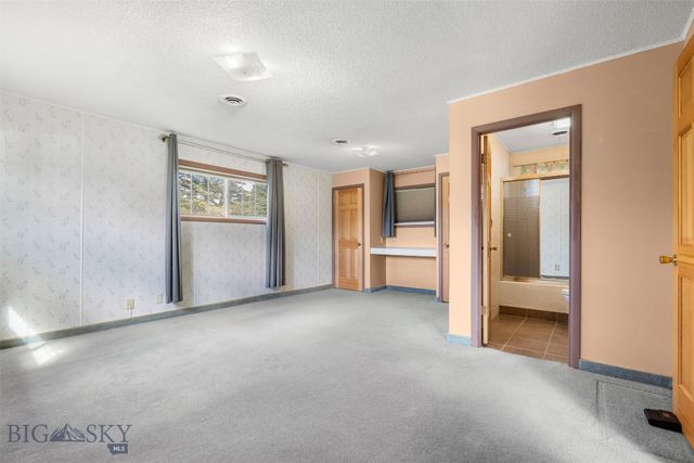 105 Howe Street, Anaconda, MT 59711