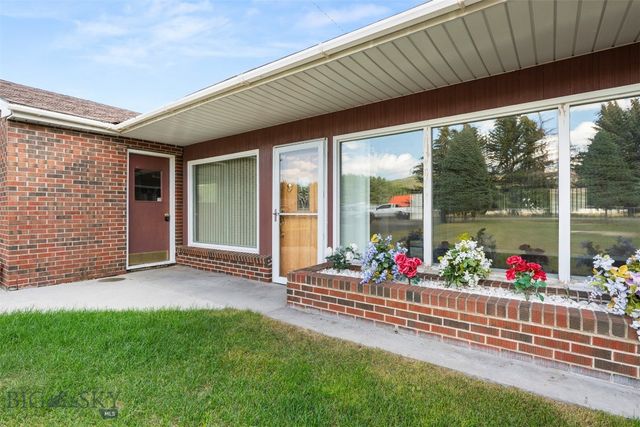 105 Howe Street, Anaconda, MT 59711