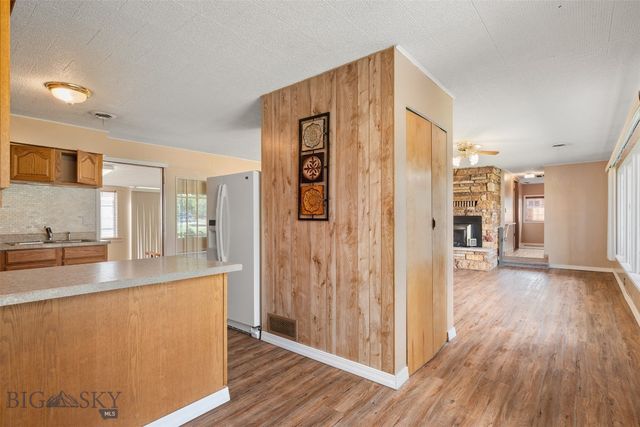 105 Howe Street, Anaconda, MT 59711