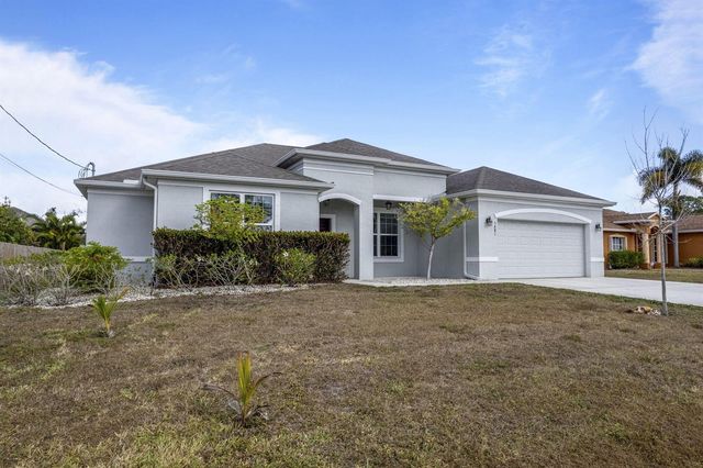5681 NW Croton Avenue, Port St. Lucie, FL 34986