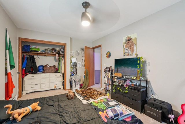 1223 Wilshire PLACE, Waukesha, WI 53188