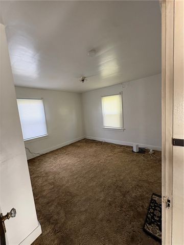 474 Hochberg Rd, Penn Hills, PA 15235