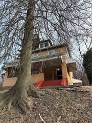 474 Hochberg Rd, Penn Hills, PA 15235