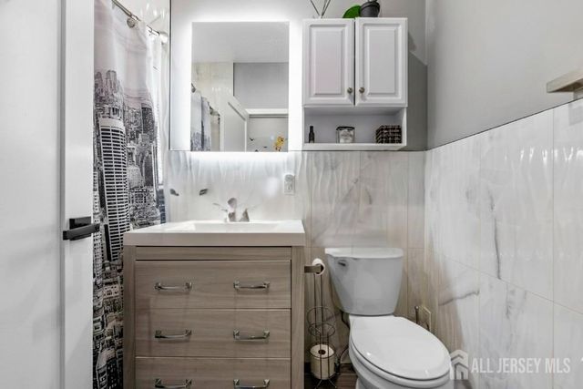 299 Columbia Avenue 1, Jersey City, NJ 07307