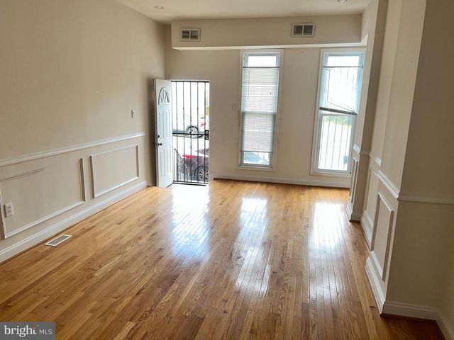 1118 MYRTLE AVE, Baltimore, MD 21201