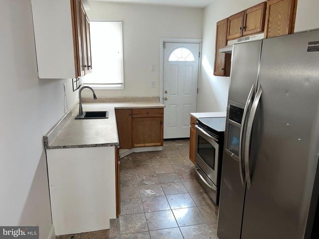 1118 MYRTLE AVE, Baltimore, MD 21201