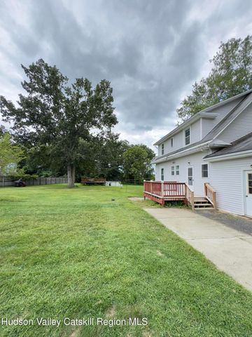 44 Apple Meadow Road, Hudson, NY 12534