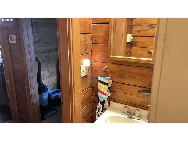 5405 N HIGHWAY 97, Klamath Falls, OR 97601