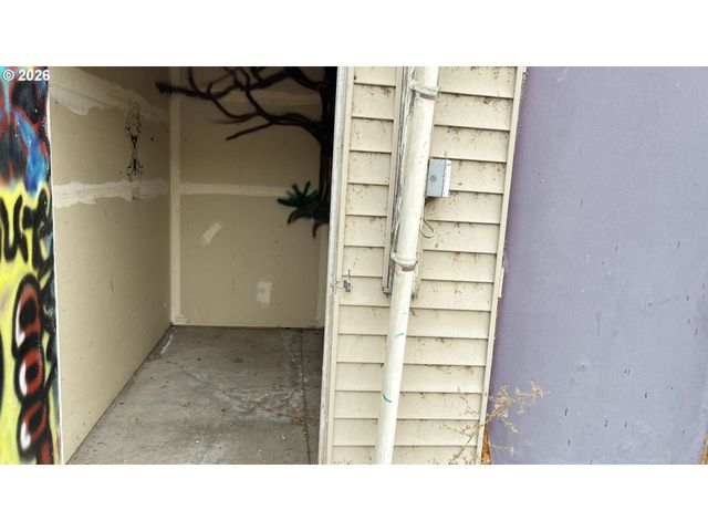 5405 N HIGHWAY 97, Klamath Falls, OR 97601